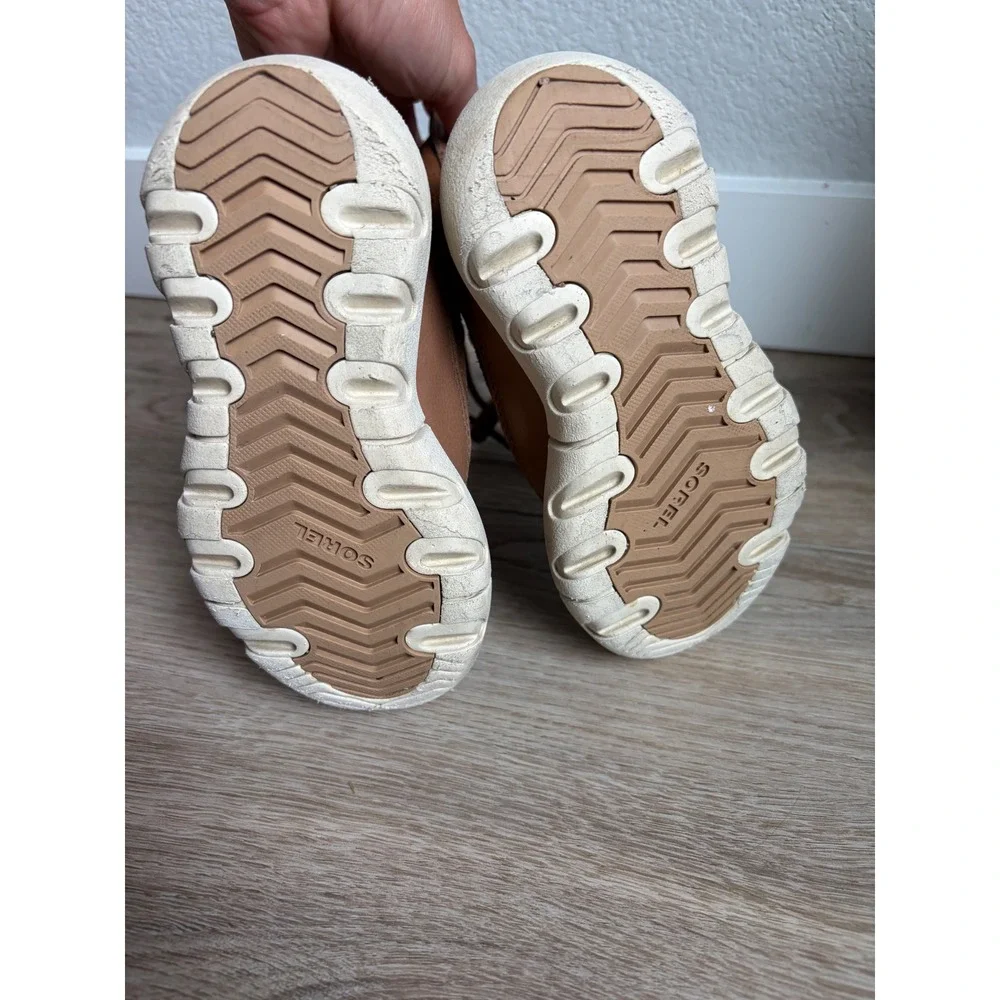 Sorel Kids Explorer II Carnival Boots Velvet Tan Suede Faux Fur Size 9
